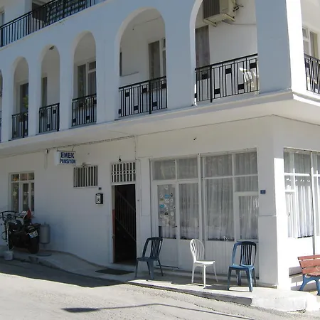 Homestay Emek *